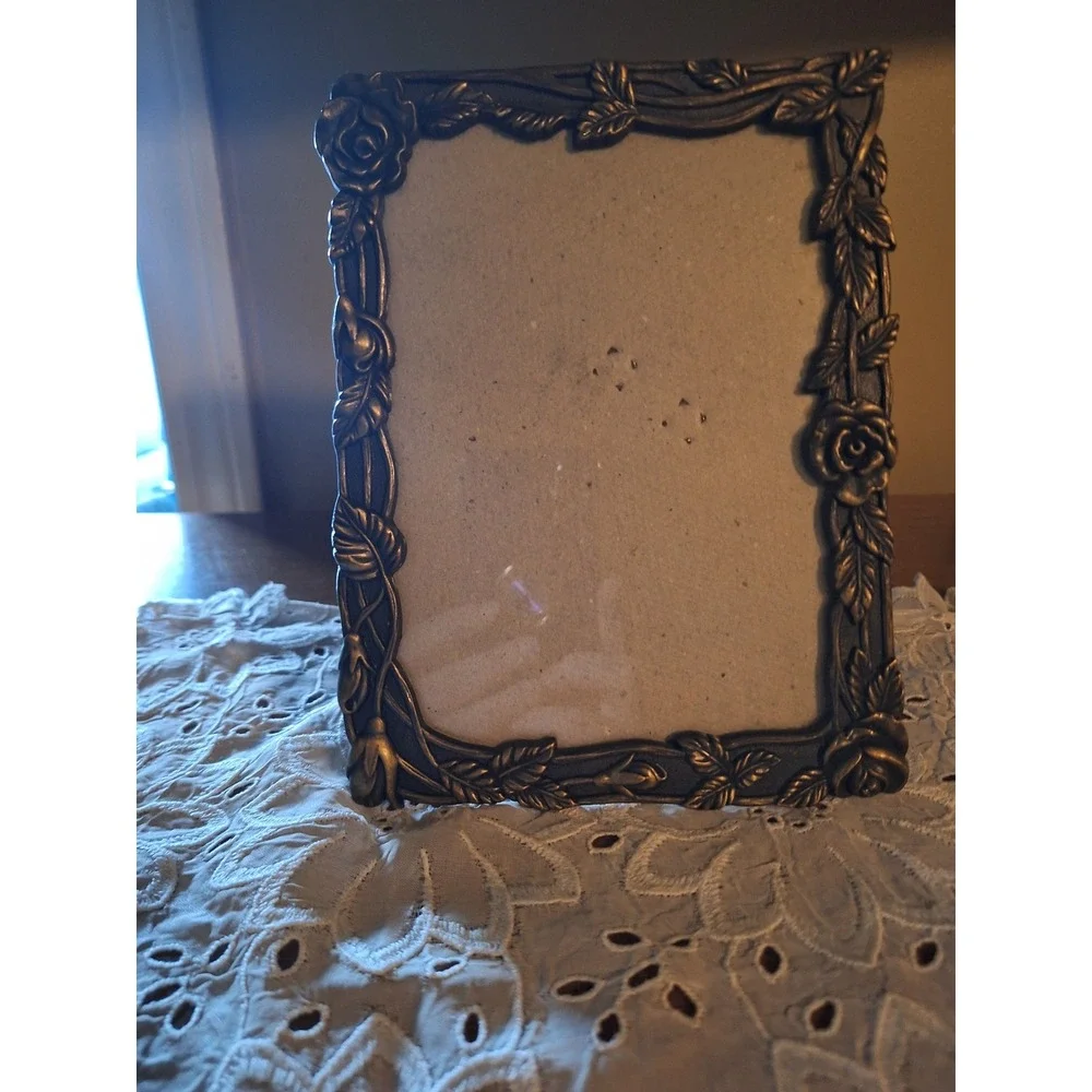 The Weston Gallery Vintage Ornate Floral Rose Metal Picture Frame Bronze Tone